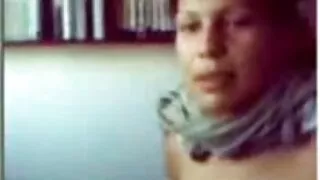 Lady with big tits, pettused tema abikaasa koos naaber võtmata maha tema sukkpüksid