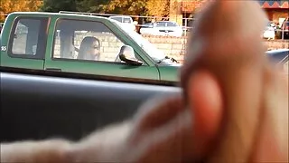 Guy fucks Noor Vene Perse Ja Annab imeda kuuma kukk