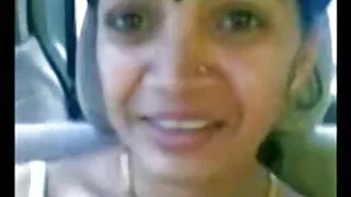 Täiskasvanud majapidajanna sucks cock ja muutub anal Perses Tüdruk