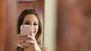 Guy fucks hottie Perse, kui ta laulab