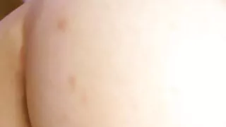 Naised lase neil haamer all avatud öötaevas