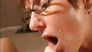 Mehed fart kirglikult Perse Ja Suhu tibu ja korraldada Kahekordse Hõlvamine
