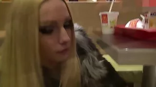 Lakkus ja keppis ilus baleriin, maitsev cum On face