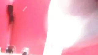 Maitsev pruun karvane emane pettused kohta Beau koos Homie